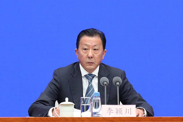 2023-24赛季欧冠16强（小组第一在前）：A组：拜仁慕尼黑、哥本哈根B组：阿森纳、埃因霍温C组：皇家马德里、那不勒斯D组：皇家社会、国际米兰E组：马德里竞技、拉齐奥F组：多特蒙德、巴黎圣日耳曼G组：曼城、莱比锡H组：巴塞罗那、波尔图参加欧联附加赛队伍：A组：加拉塔萨雷B组：朗斯C组：布拉加D组：本菲卡E组：费耶诺德F组：AC米兰G组：年轻人H组：顿涅茨克矿工欧冠夺冠指数：曼城领跑 拜仁第2、皇马第3、阿森纳第412月14日讯 2023-24赛季欧冠小组赛收官，欧冠16强全部产生。